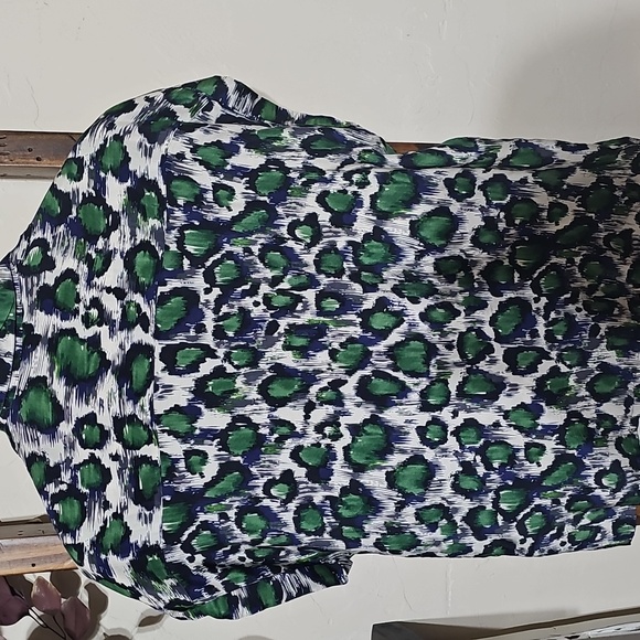 ESSENTIEL ANTWERP LEOPARD PRINT TOP - Picture 11 of 13